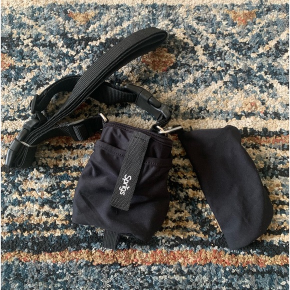 Sprigs Convertible Crossbody Water Bottle Holder - Picture 2 of 5